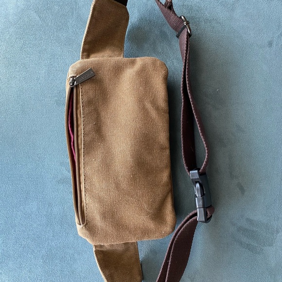 Renaissance faire inspired Fanny pack - Picture 2 of 3